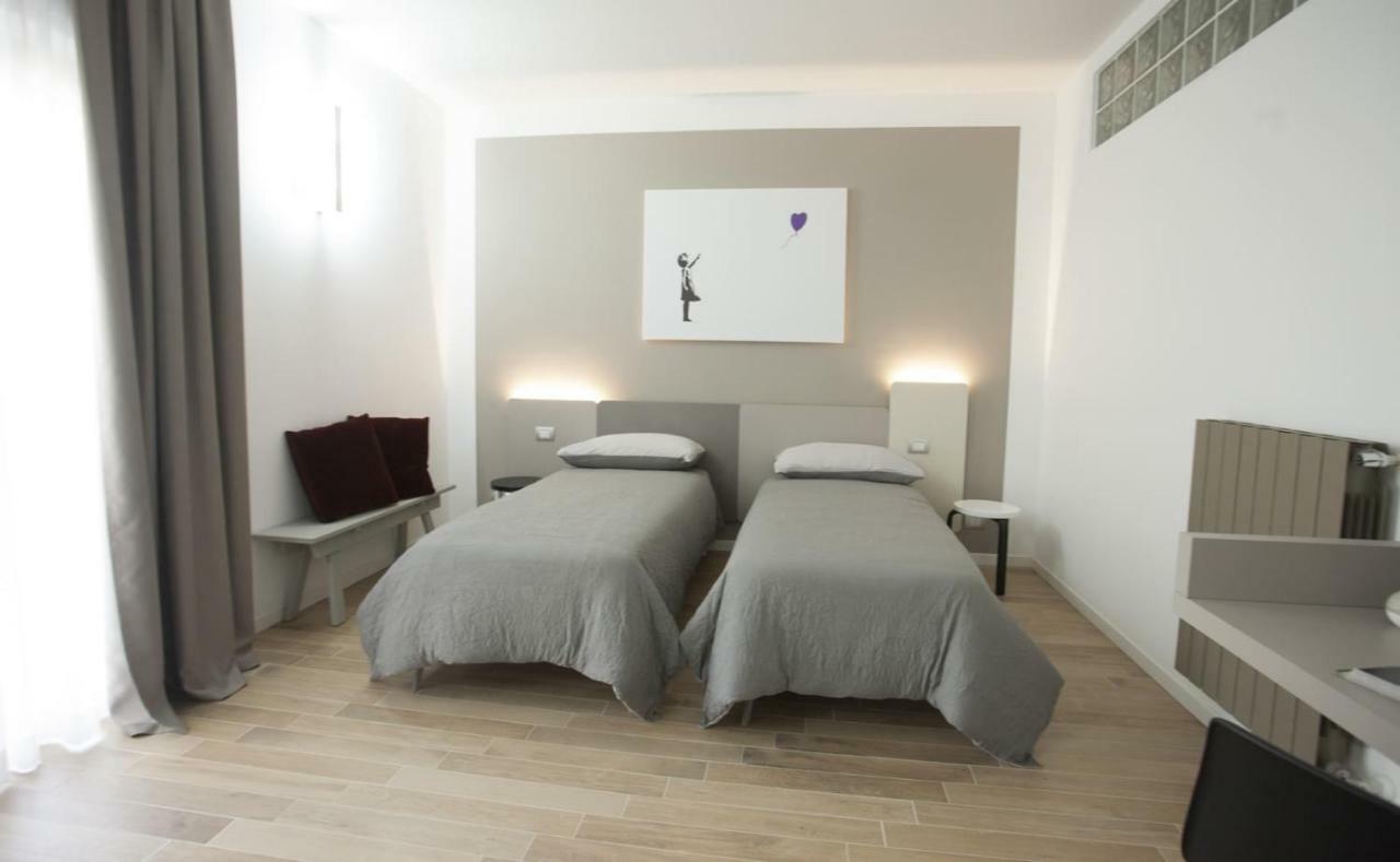 Il Posto Accanto Hotel Avellino Bagian luar foto